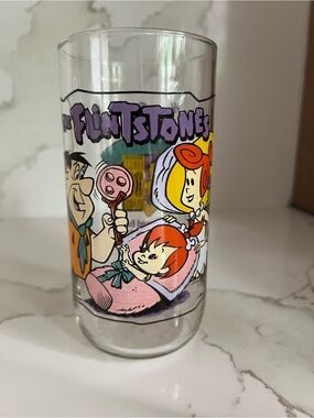 💜 Hanna Barbera Vintage Flintstones Cartoon Glass 💛